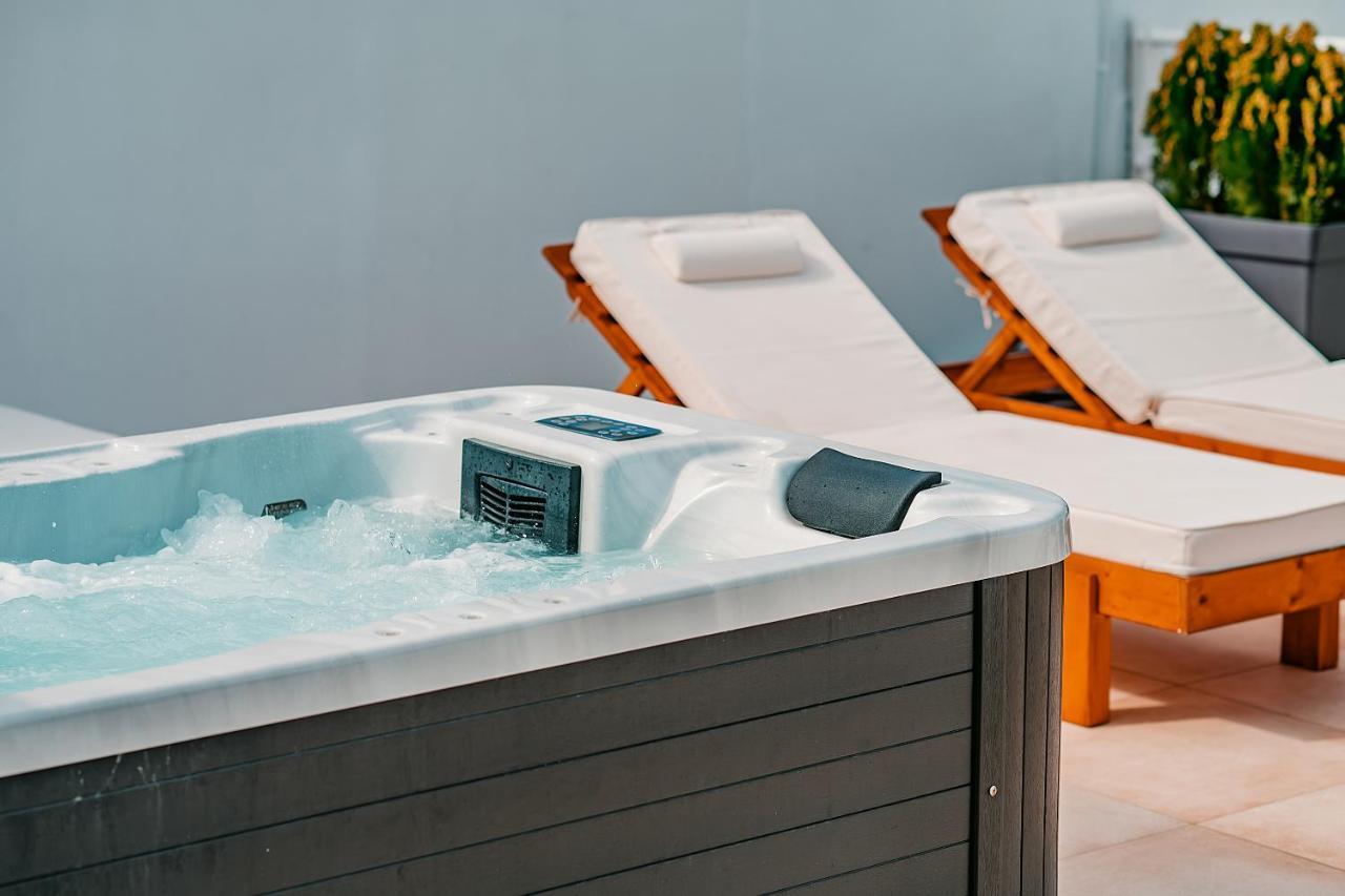 Suites With Magical View & Jacuzzi Aten Exteriör bild